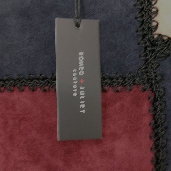 New Romeo + Juliet Faux Suede Colorblock Patchwork Mini Skirt Wine Black Blue M - Picture 12 of 12